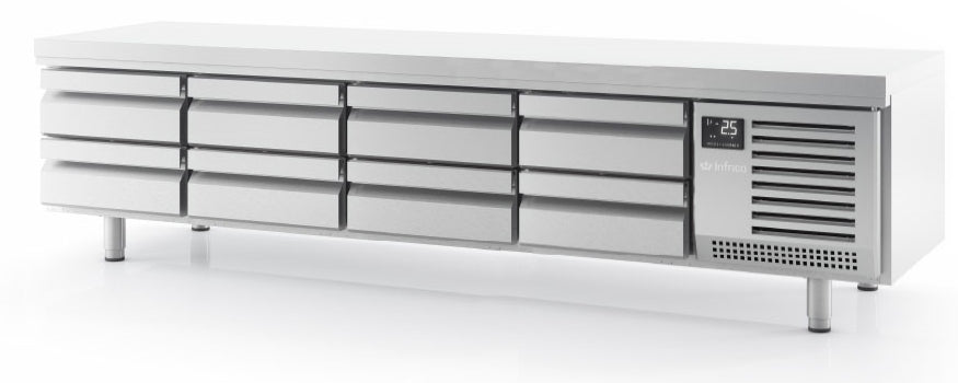 MSG 2400 - MESA BAJA REFRIGERADA 8 CAJONES